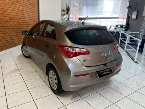 HYUNDAI HB 20 Hatch 1.0 12V 4P FLEX COMFORT, Foto 3