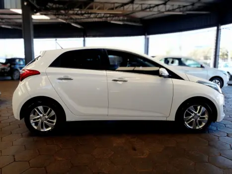 HYUNDAI HB 20 Hatch 1.6 16V 4P PREMIUM FLEX AUTOMTICO, Foto 9