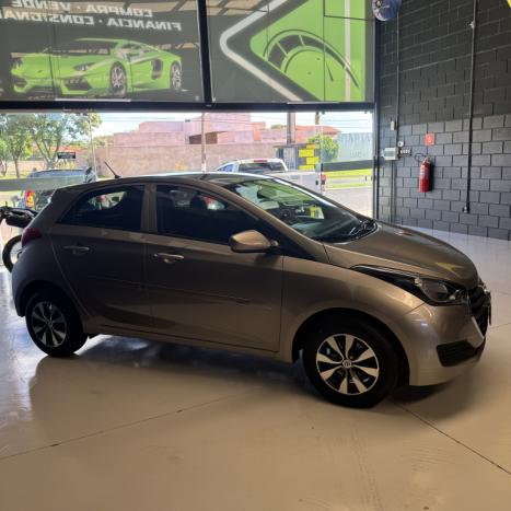 HYUNDAI HB 20 Hatch 1.0 12V 4P FLEX COMFORT 5 ANOS, Foto 4