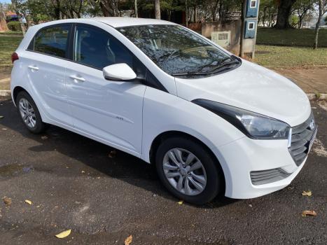 HYUNDAI HB 20 Hatch 1.6 16V 4P FLEX COMFORT PLUS, Foto 2
