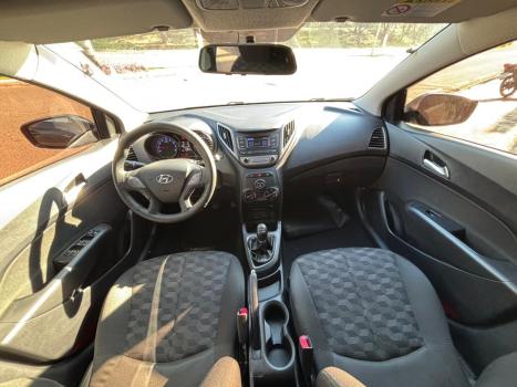 HYUNDAI HB 20 Hatch 1.6 16V 4P FLEX COMFORT PLUS, Foto 7