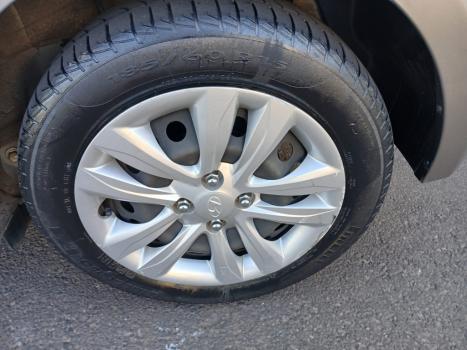 HYUNDAI HB 20 Hatch 1.6 16V 4P FLEX COMFORT PLUS AUTOMTICO, Foto 10