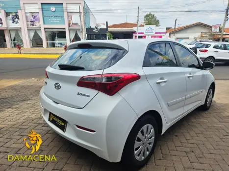 HYUNDAI HB 20 Hatch 1.6 16V 4P FLEX COMFORT PLUS, Foto 13