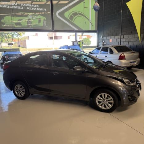 HYUNDAI HB 20 Sedan 1.0 12V 4P FLEX COMFORT PLUS, Foto 5