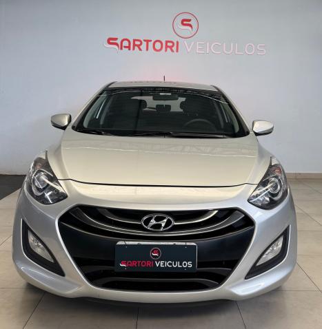 HYUNDAI I30 1.8 16V 4P, Foto 2