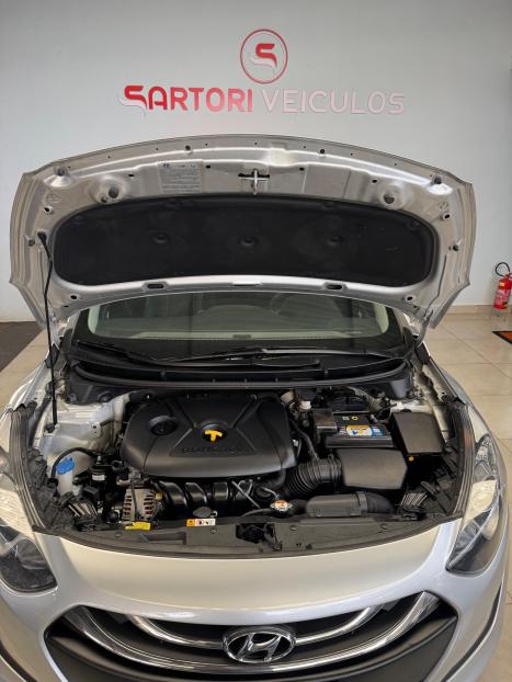 HYUNDAI I30 1.8 16V 4P, Foto 6