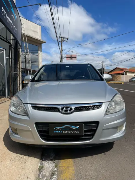 HYUNDAI I30 2.0 16V 4P, Foto 5