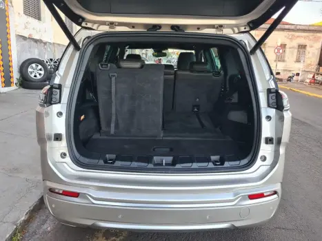 JEEP Commander 2.0 16V 4P TD380 OVERLAND TURBO DIESEL AUTOMTICO, Foto 25