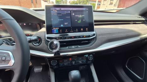 JEEP Commander 2.0 16V 4P HURRICANE 4 TURBO OVERLAND AUTOMTICO, Foto 16