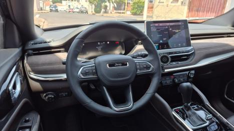 JEEP Commander 2.0 16V 4P HURRICANE 4 TURBO OVERLAND AUTOMTICO, Foto 17