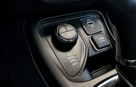 JEEP Compass 2.0 16V 4P S TURBO DIESEL 4X4 AUTOMTICO, Foto 16