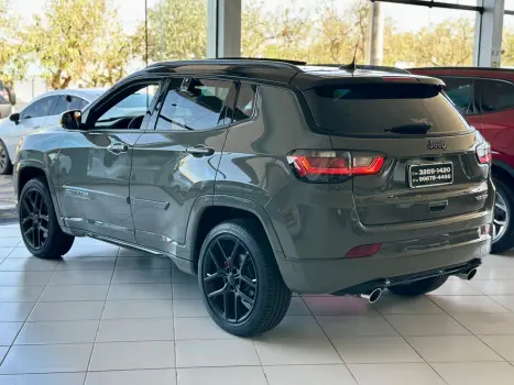 JEEP Compass 2.0 16V 4P HURRICANE 4 TURBO BLACKHAWK AUTOMTICO AT9, Foto 4