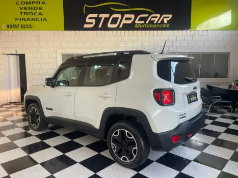 JEEP Renegade 2.0 16V 4P TURBO DIESEL TRAILHAWK 4X4 AUTOMTICO, Foto 4