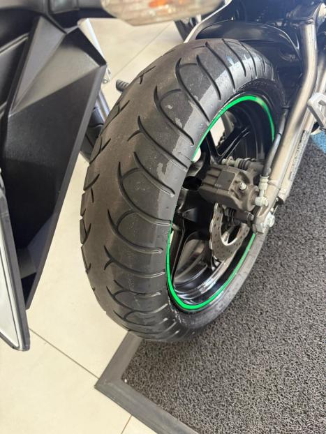 KAWASAKI ER-6N 650 , Foto 9