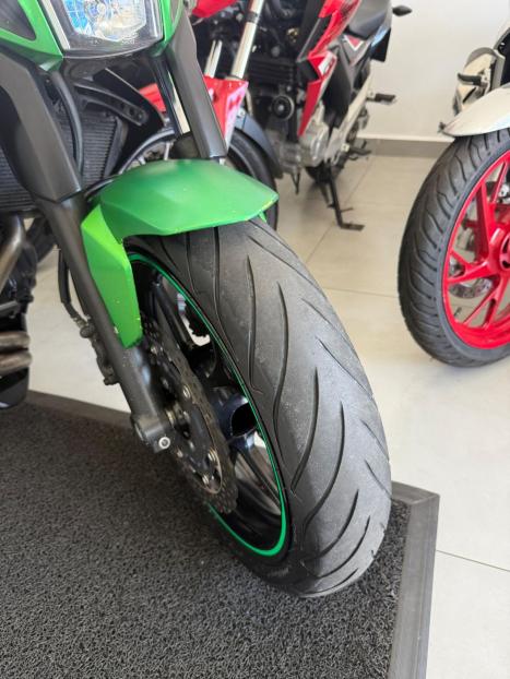 KAWASAKI ER-6N 650 , Foto 10
