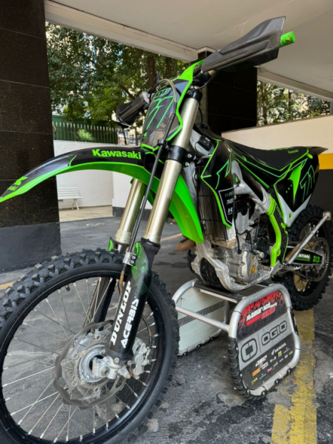 KAWASAKI KX 250 F , Foto 1