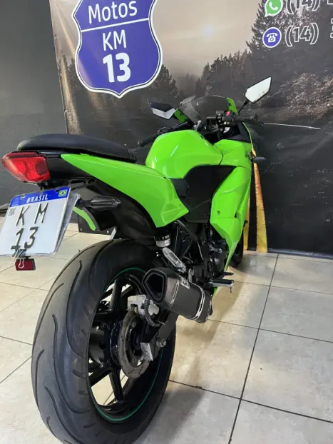 KAWASAKI Ninja 250 R, Foto 4