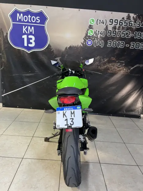 KAWASAKI Ninja 250 R, Foto 9