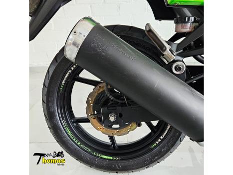 KAWASAKI Ninja 250 R, Foto 6