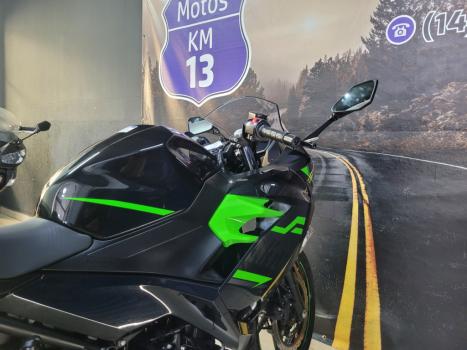 KAWASAKI Ninja 400 , Foto 9