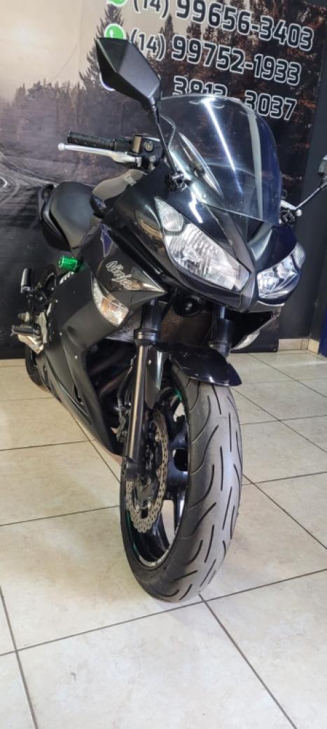 KAWASAKI Ninja 650 , Foto 3