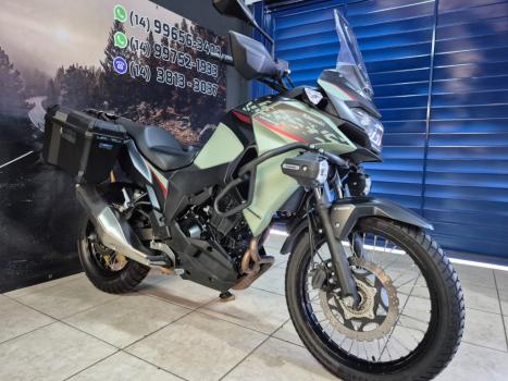 KAWASAKI Versys 300 TOURER, Foto 3