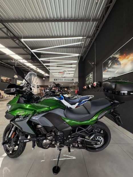 KAWASAKI Versys Grand Tourer 1000 , Foto 3