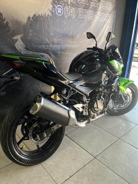 KAWASAKI Z 400 ABS, Foto 6