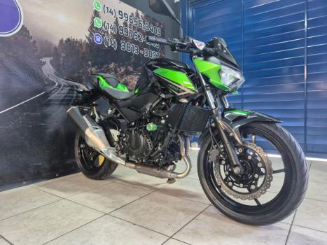 KAWASAKI Z 400 ABS, Foto 4
