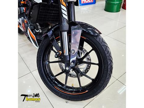 KTM 200 DUKE , Foto 3