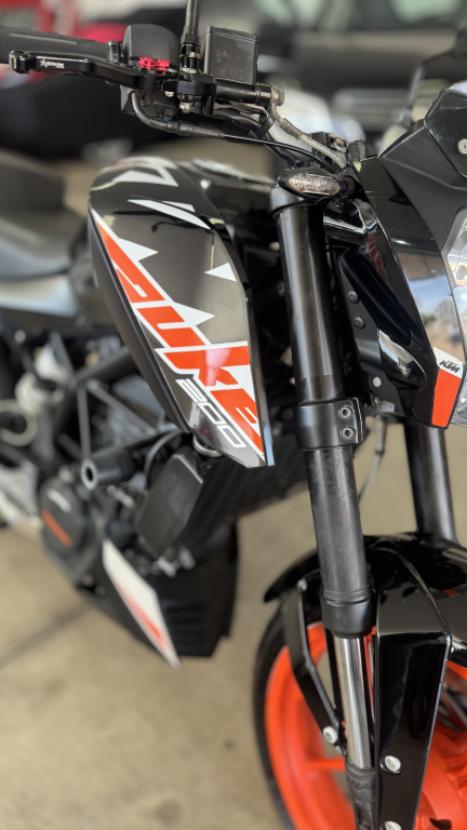 KTM 200 DUKE , Foto 2