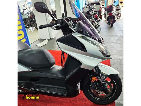 KYMCO Downtown 300i ABS, Foto 8