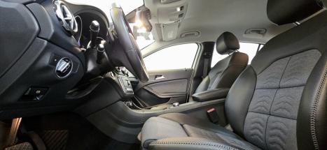 MERCEDES-BENZ GLA 200 1.6 16V 4P FLEX CGI STYLE TURBO AUTOMTICO, Foto 15
