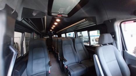 MERCEDES-BENZ Sprinter 2.5 3P 415 CDI VAN TETO ALTO LONGO 16 LUGARES, Foto 6