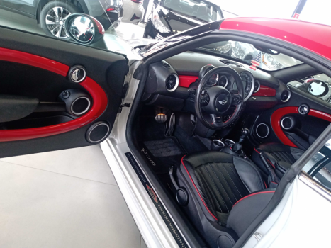 MINI John Cooper Works 1.6 16V COUPE TURBO AUTOMTICO, Foto 12