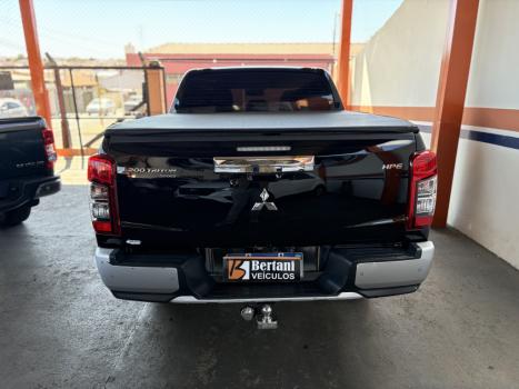 MITSUBISHI L 200 2.5 SPORT HPE 4X4 CABINE DUPLA TURBO INTECOOLER, Foto 4