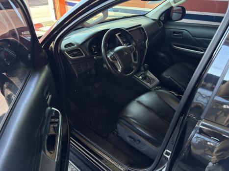 MITSUBISHI L 200 2.5 SPORT HPE 4X4 CABINE DUPLA TURBO INTECOOLER, Foto 5