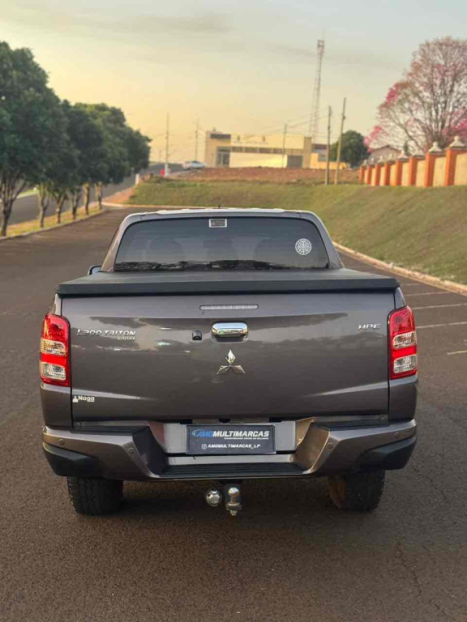 MITSUBISHI L 200 Savana 3.2 16V 4P 4X4 TURBO DIESEL INTECOOLER AUTOMTICO, Foto 5