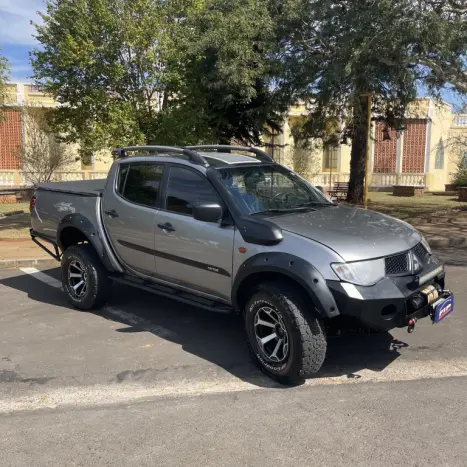 MITSUBISHI L 200 Triton 3.2 16V HPE 4X4 CABINE DUPLA TURBO DIESEL INTERCOOLER, Foto 19