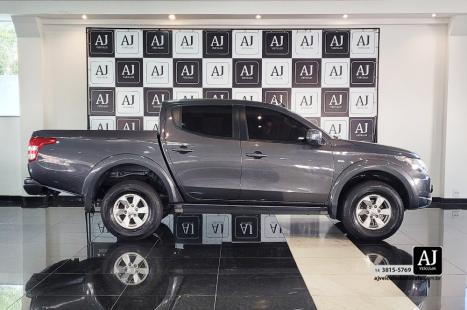 MITSUBISHI L 200 Triton 2.4 16V SPORT GLS CABINE DUPLA TURBO DIESEL AUTOMTICO, Foto 4