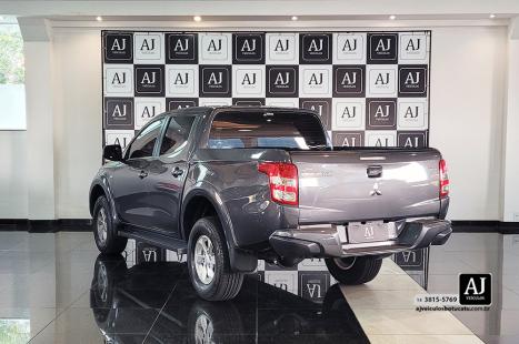 MITSUBISHI L 200 Triton 2.4 16V SPORT GLS CABINE DUPLA TURBO DIESEL AUTOMTICO, Foto 6