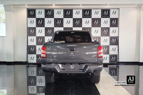 MITSUBISHI L 200 Triton 2.4 16V SPORT GLS CABINE DUPLA TURBO DIESEL AUTOMTICO, Foto 7