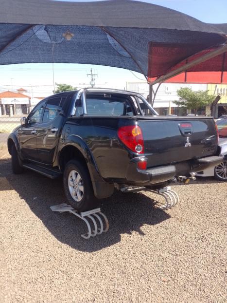 MITSUBISHI L 200 Triton 3.2 16V HPE 4X4 CABINE DUPLA TURBO DIESEL INTERCOOLER AUTOMTICO, Foto 4