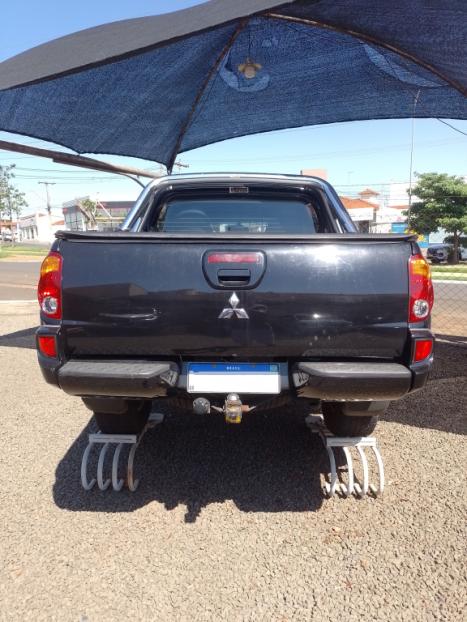 MITSUBISHI L 200 Triton 3.2 16V HPE 4X4 CABINE DUPLA TURBO DIESEL INTERCOOLER AUTOMTICO, Foto 6