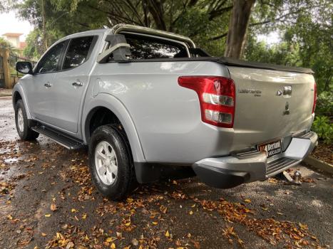 MITSUBISHI L 200 Triton 2.4 16V SPORT HPE TOP 4X4 CABINE DUPLA TURBO DIESEL AUTOMTICO, Foto 11