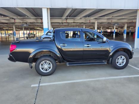 MITSUBISHI L 200 Triton 3.5 V6 HPE 4X4 FLEX CABINE DUPLA AUTOMTICO, Foto 6