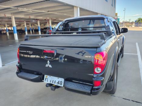 MITSUBISHI L 200 Triton 3.5 V6 HPE 4X4 FLEX CABINE DUPLA AUTOMTICO, Foto 8