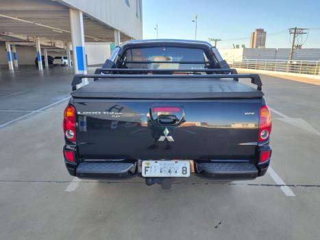 MITSUBISHI L 200 Triton 3.5 V6 HPE 4X4 FLEX CABINE DUPLA AUTOMTICO, Foto 9