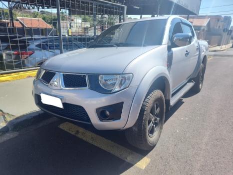 MITSUBISHI L 200 Triton 3.2 16V HPE 4X4 CABINE DUPLA TURBO DIESEL INTERCOOLER, Foto 2