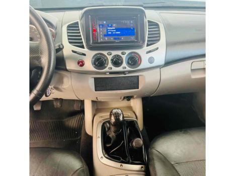 MITSUBISHI L 200 Triton , Foto 8